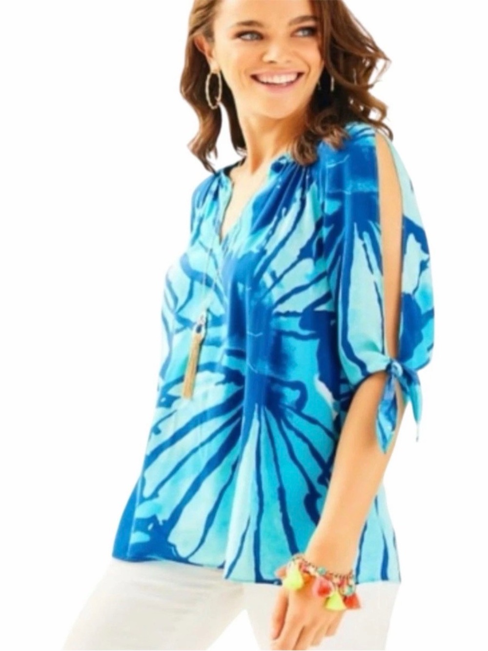 LILLY PULITZER Bryce Slit Sleeve Sparkling Blue shell Top Size Medium 3/4 Sleeve